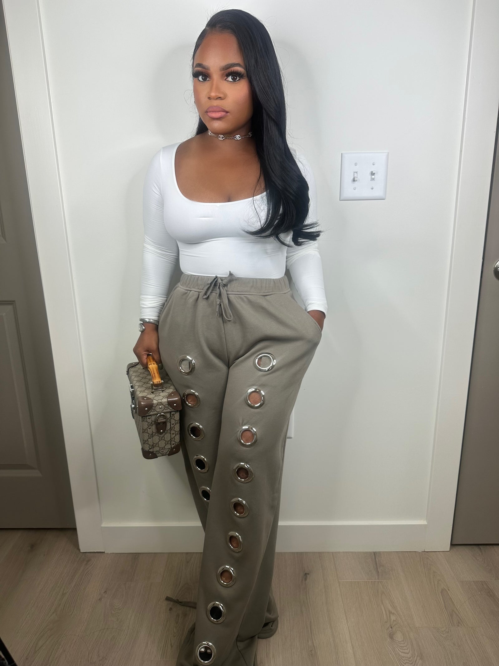 In my zone luxe joggers stretch (can size down)