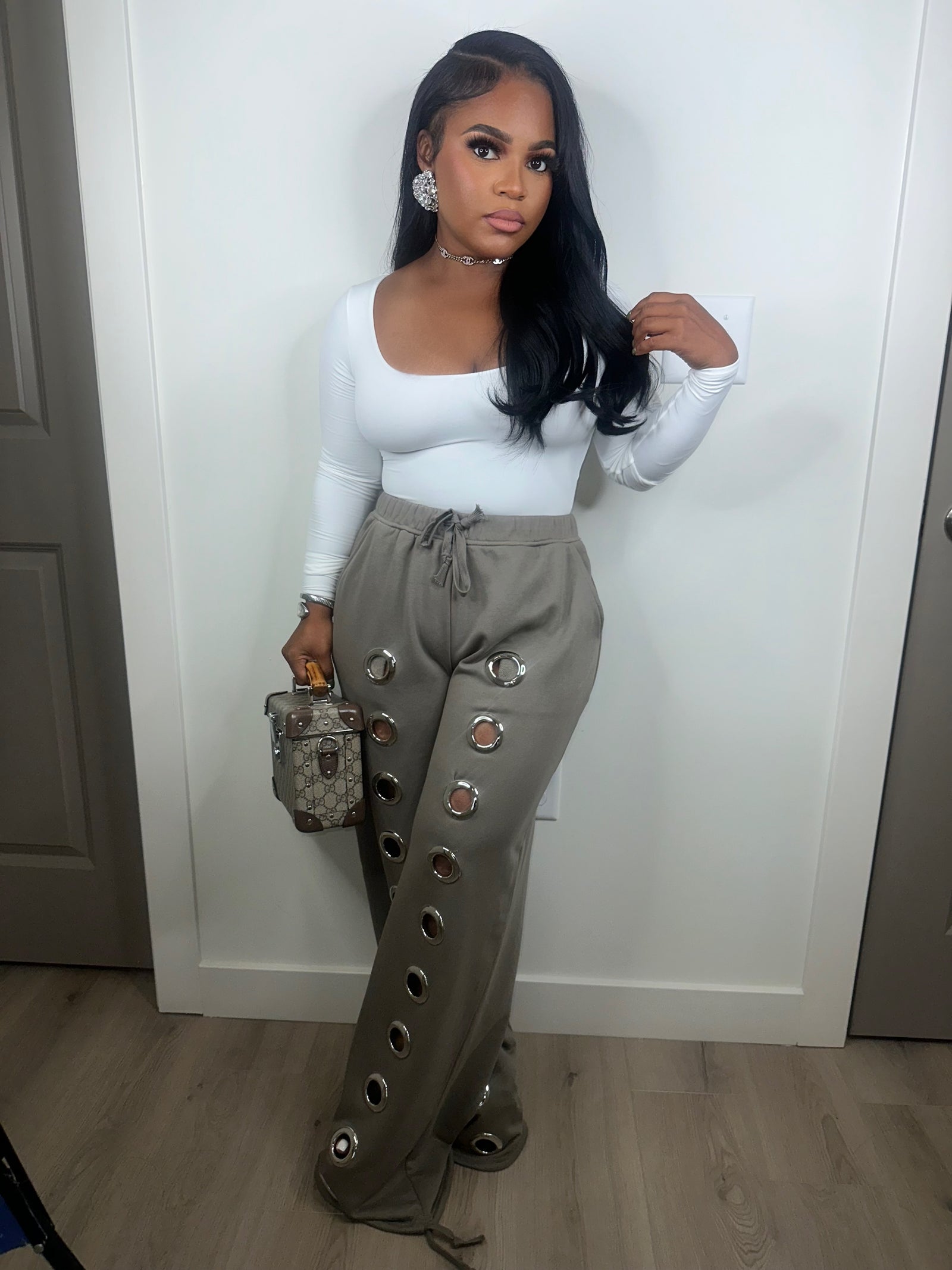 In my zone luxe joggers stretch (can size down)