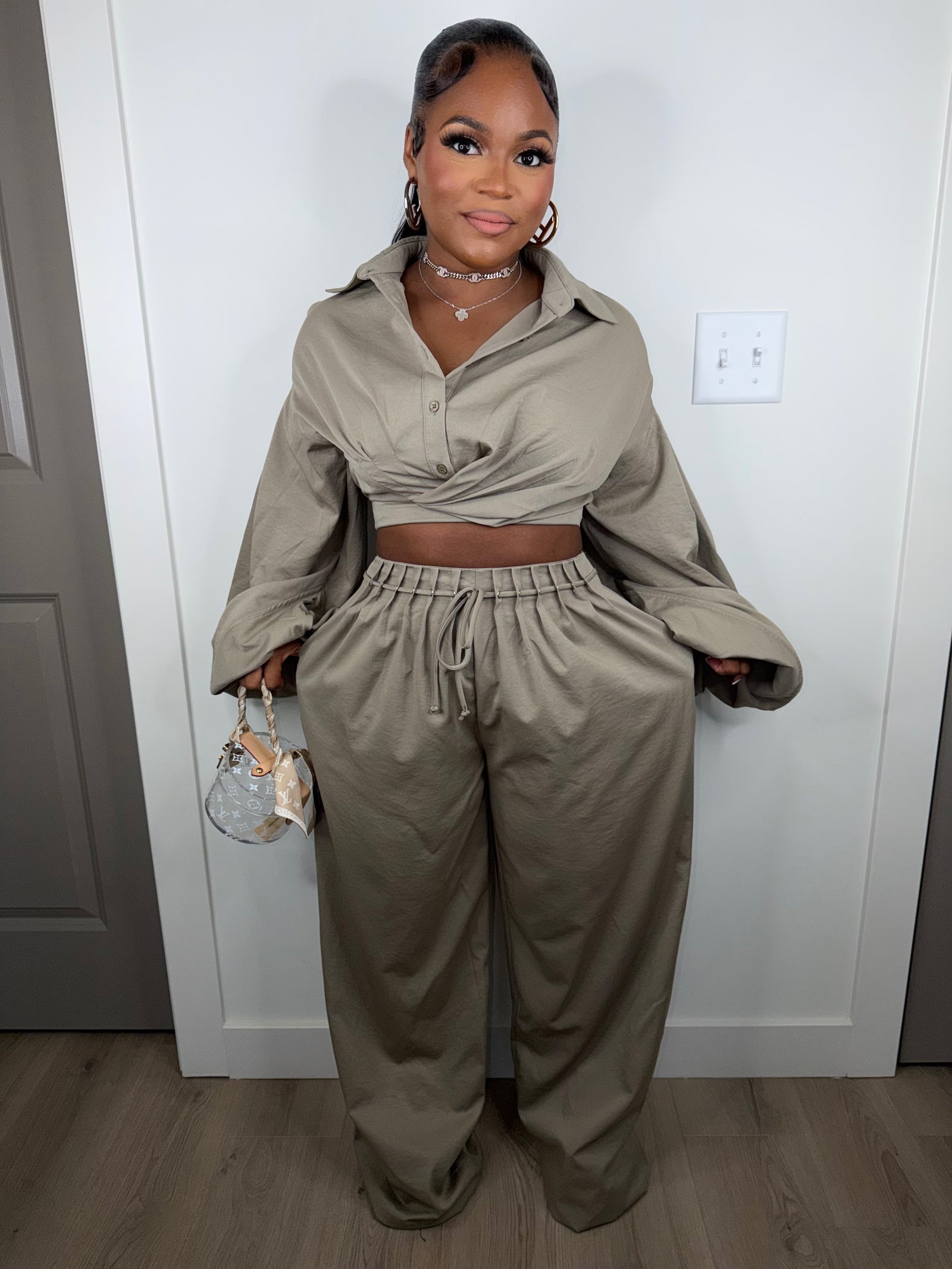 Monaco Luxe Taupe Set (great stretch)