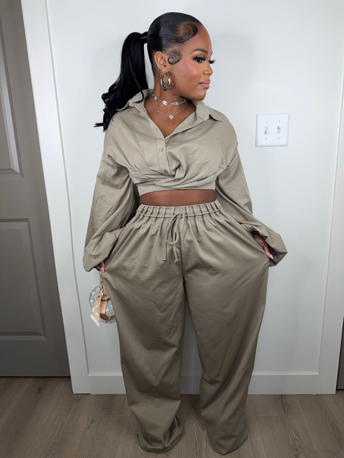 Monaco Luxe Taupe Set (great stretch)