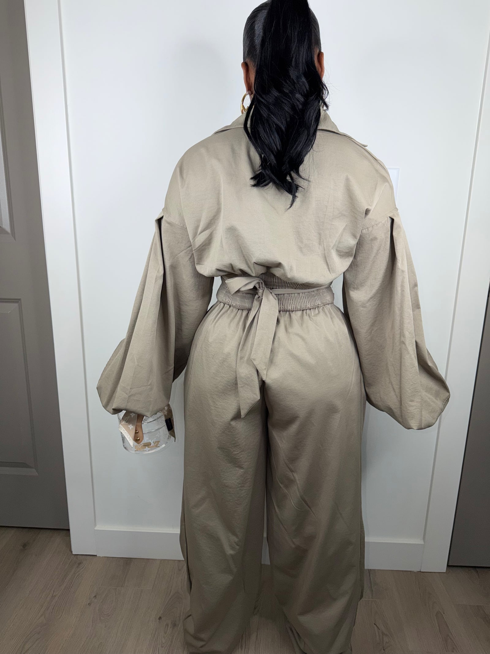 Monaco Luxe Taupe Set (great stretch)