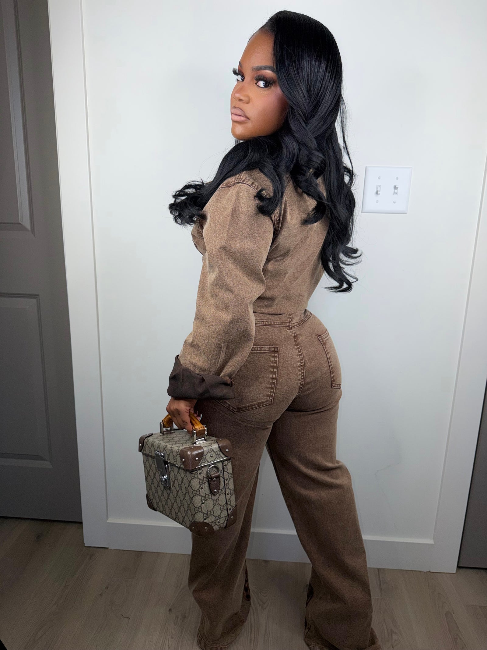 She's that girl Luxe Set