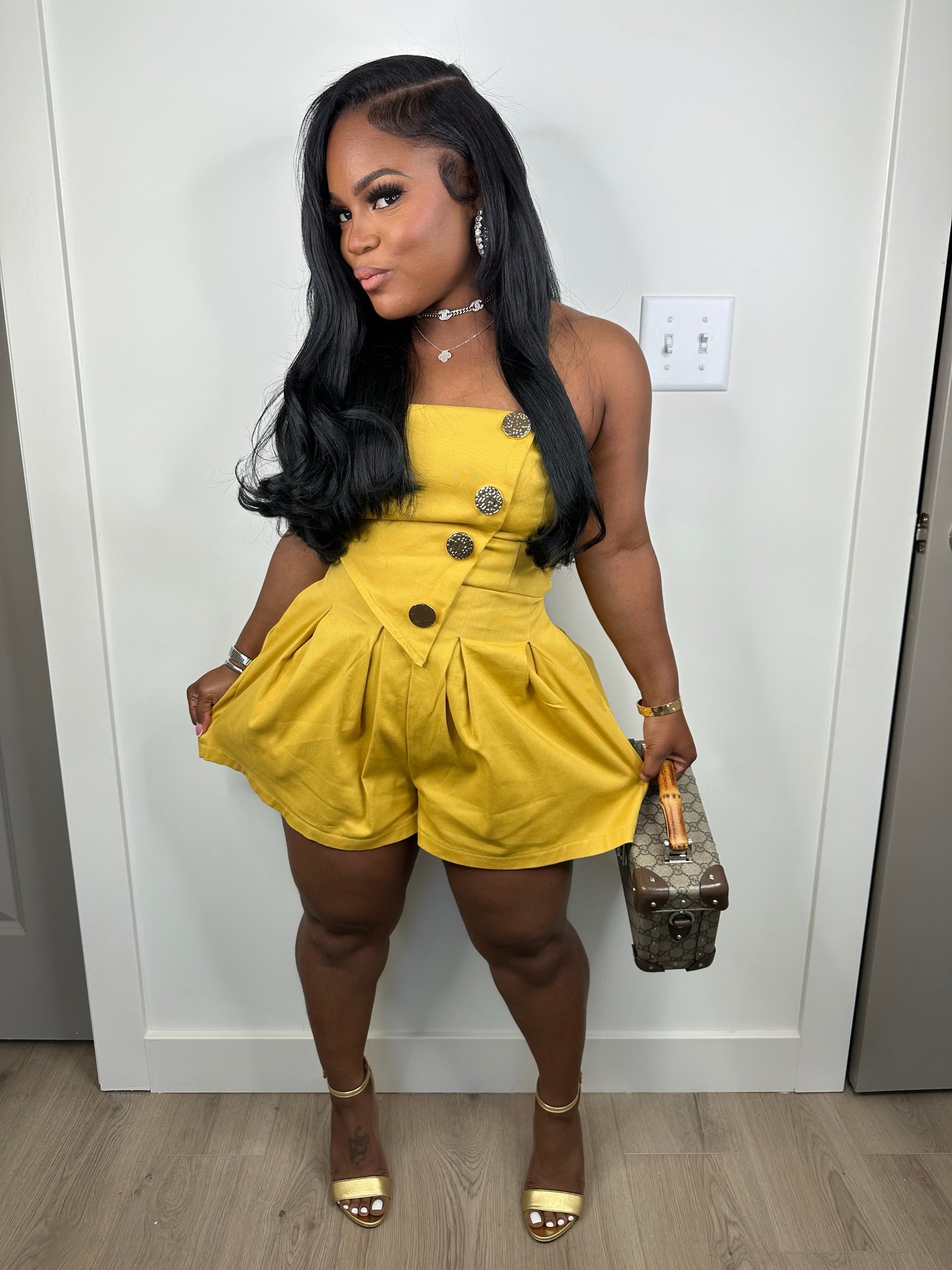 Vibey romper (yellow)