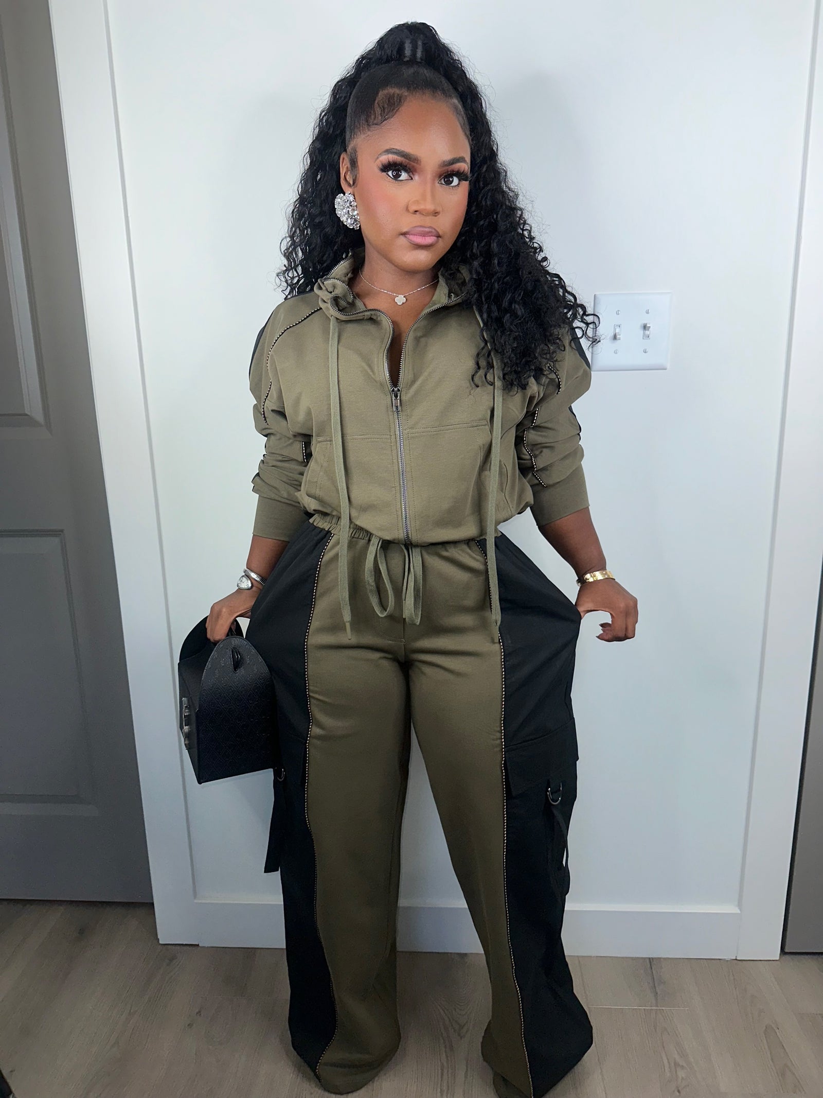 Cargo Crazy Pants Set (great stretch) can size down FINAL RESTOCK ships 10/17