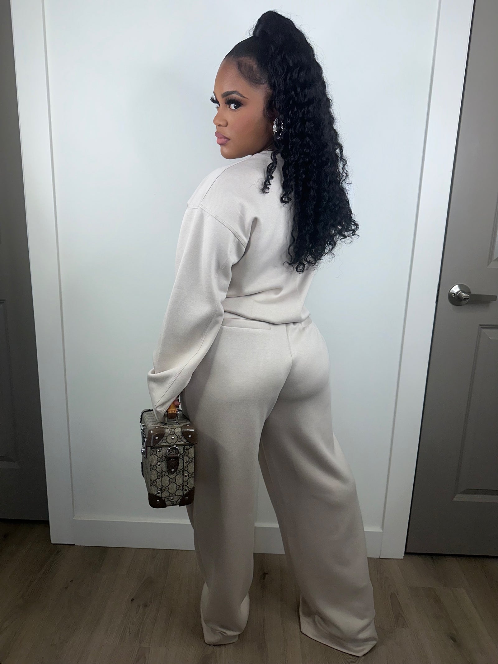 Essential Luxe Set (great stretch) can size down