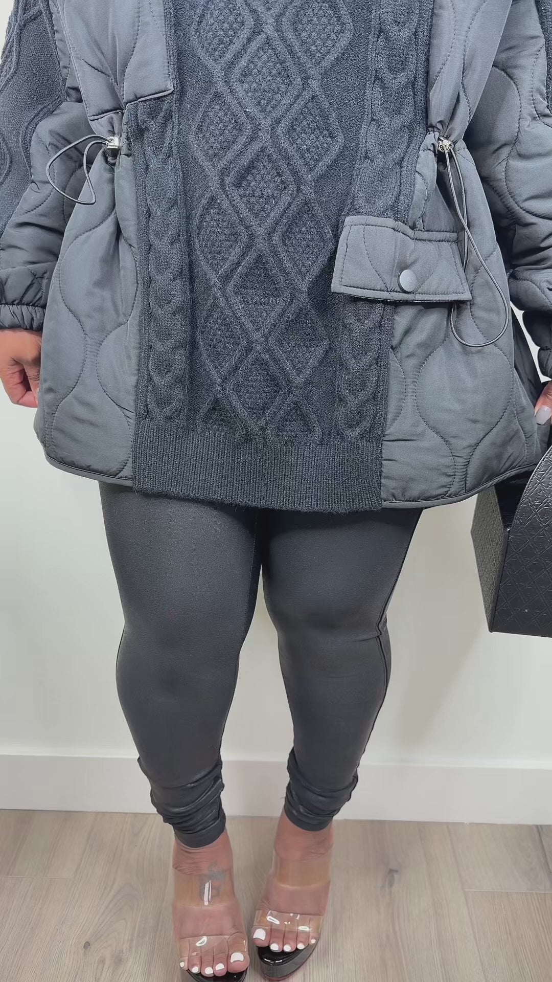 Culture luxe oversized sweater (stretchy) black